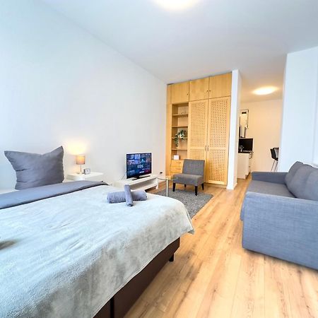 Moderne Wohnung Im Zentrum Der Altstadt - Altbau Flair, Wlan Ingolstadt Exterior foto
